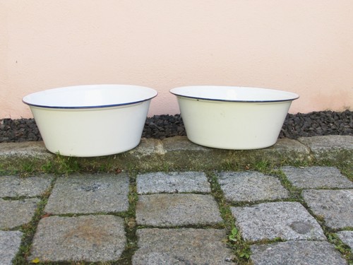 Alte rund emailwanne - x,